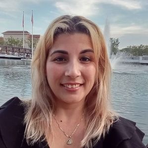 Meet your Posher, Bárbara